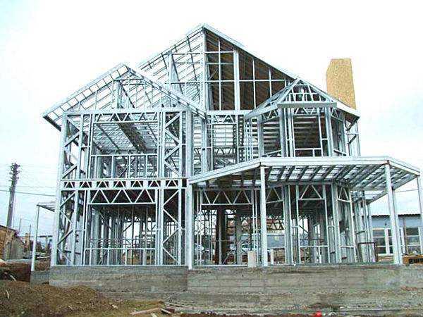 额尔古纳钢结构建筑的腐蚀问题应该如何预防